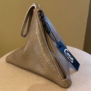 Circus by Sam Edelman Carley triangle wristlet NWT